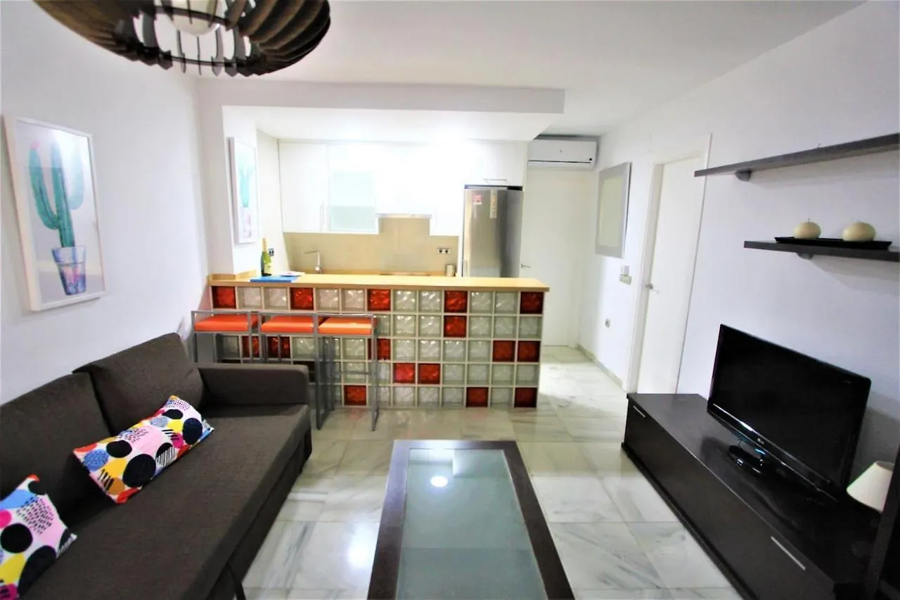 Apartamento Andalucia - A 100 Metros De La Playa, Camino Recto Sin Cuestas - Piscina Benalmadena