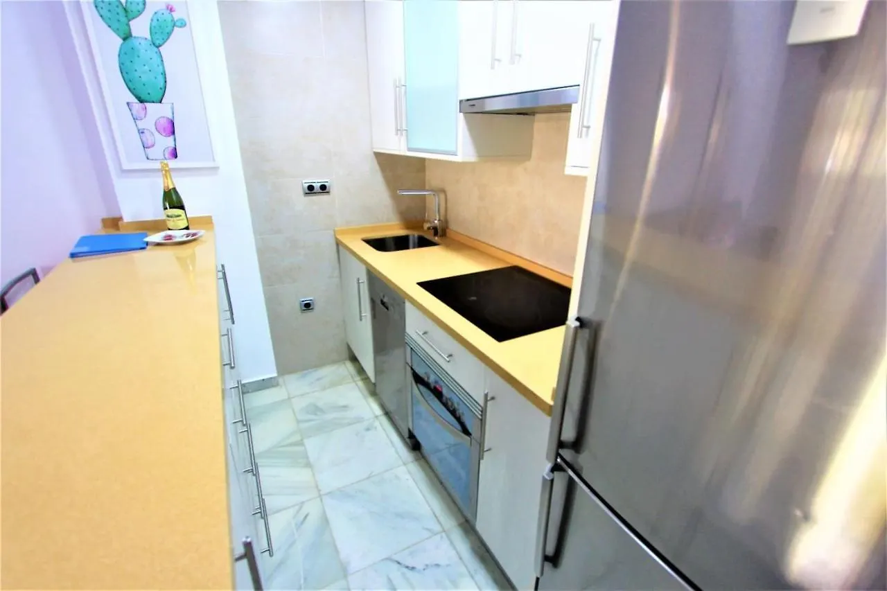 Apartment Apartamento Andalucia - A 100 Metros De La Playa, Camino Recto Sin Cuestas - Piscina Benalmadena
